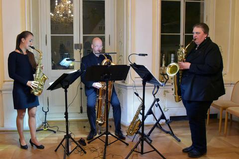 Das „Trio in Es“ bot spannende Klangerlebnisse im Lauterbacher Hohhaus. Foto: Liller