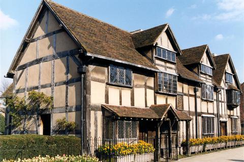 Dichter aus dem Reihenhaus: Shakespeares Geburtsort in Stratford-upon-Avon. Foto: dpa