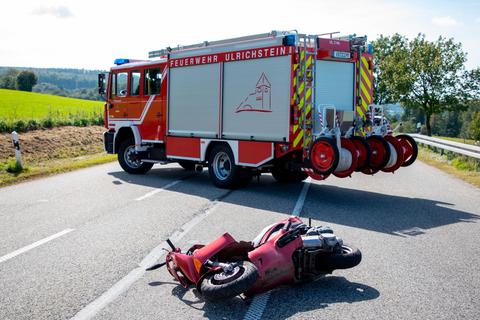 Eine Rollerfahrerin wurde bei dem Unfall schwer verletzt. Fuldamedia