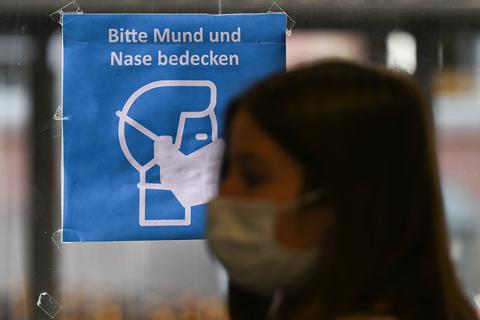 Die Maskenpflicht wurde in Deutschland übers Jahr immer weiter ausgedehnt. Foto: dpa