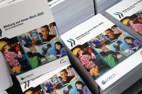 Die neue OECD-Studie „Bildung auf einen Blick“ wurde vorgestellt. © Wolfgang Kumm/dpa