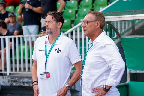 Carsten Wehlmann (Darmstadts Sportlicher Leiter) und Lilien-Präsident Rüdiger Fritsch.